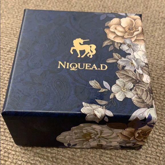 Inquest.D necklace  - Picture 2 of 12